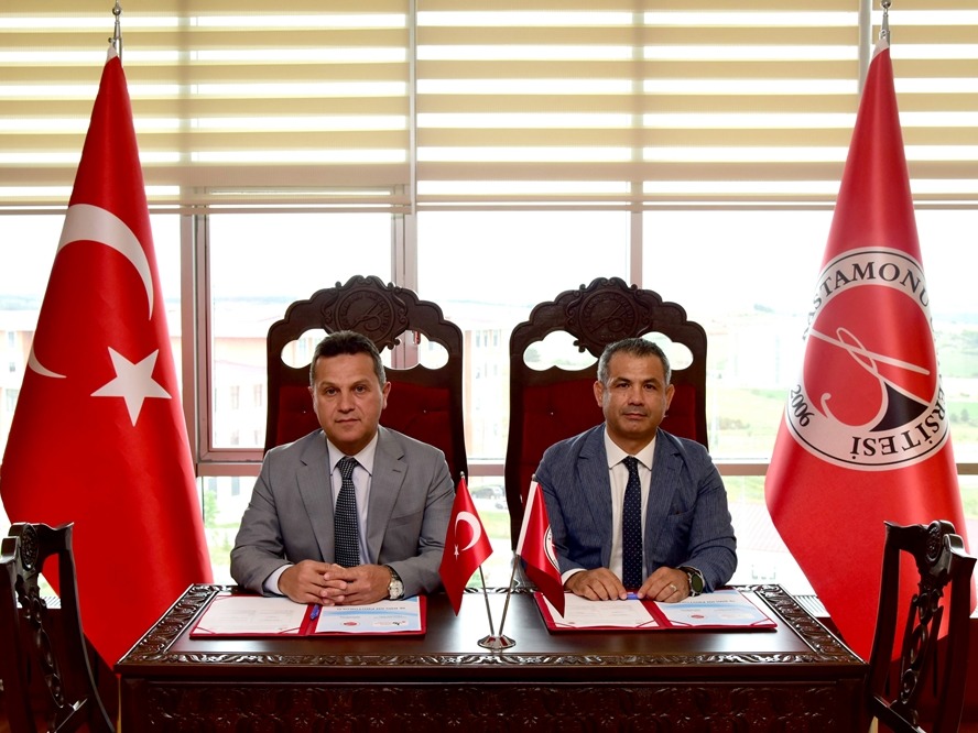 Kastamonu Üniversitesi ile Türkiye Badminton Federasyonu Arasında İş Birliği Protokolü İmzalandı